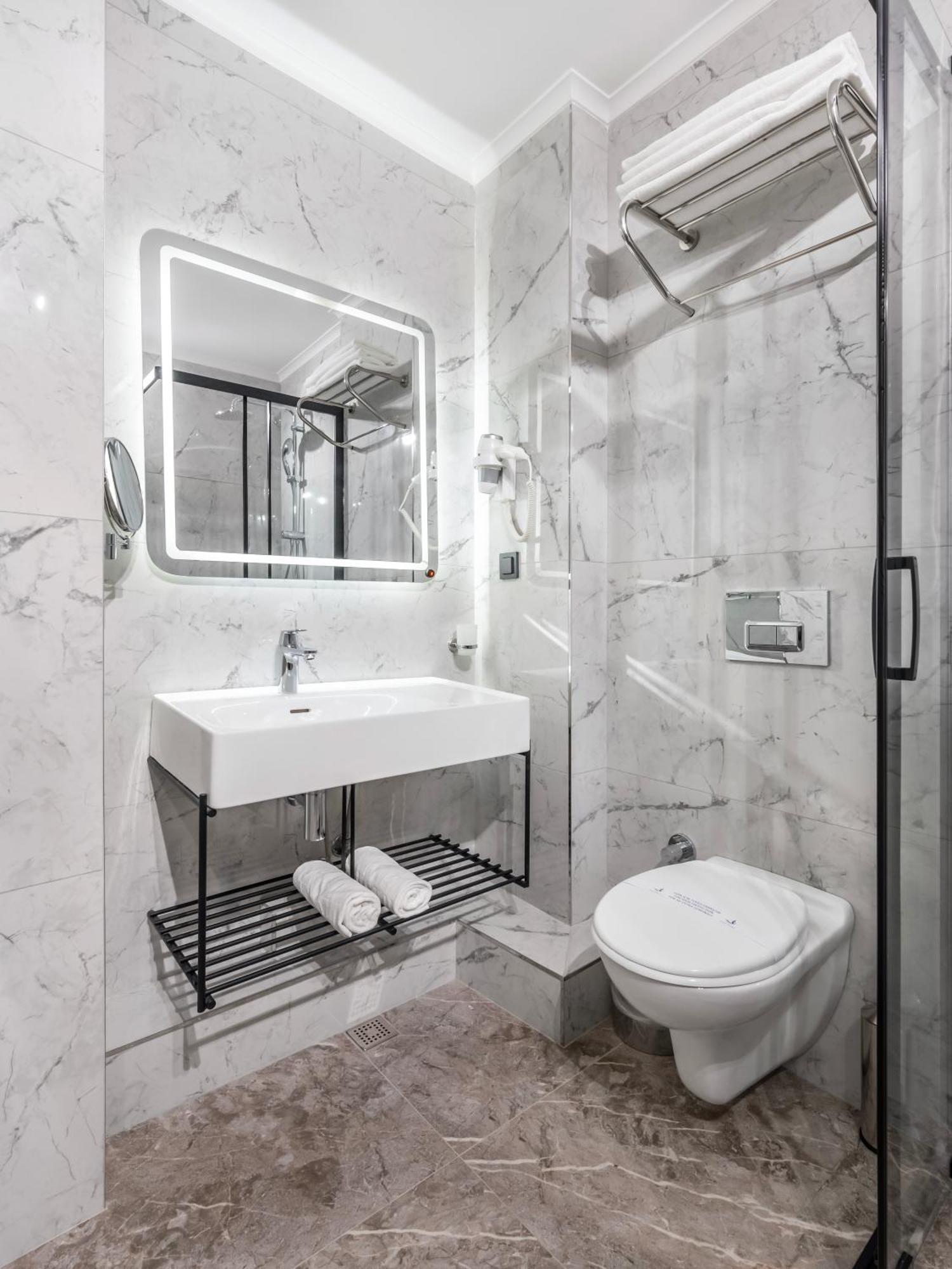 Hotel Bristol Istanbul Eksteriør billede